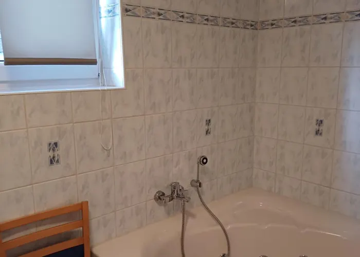 Haeusler בית נופש *